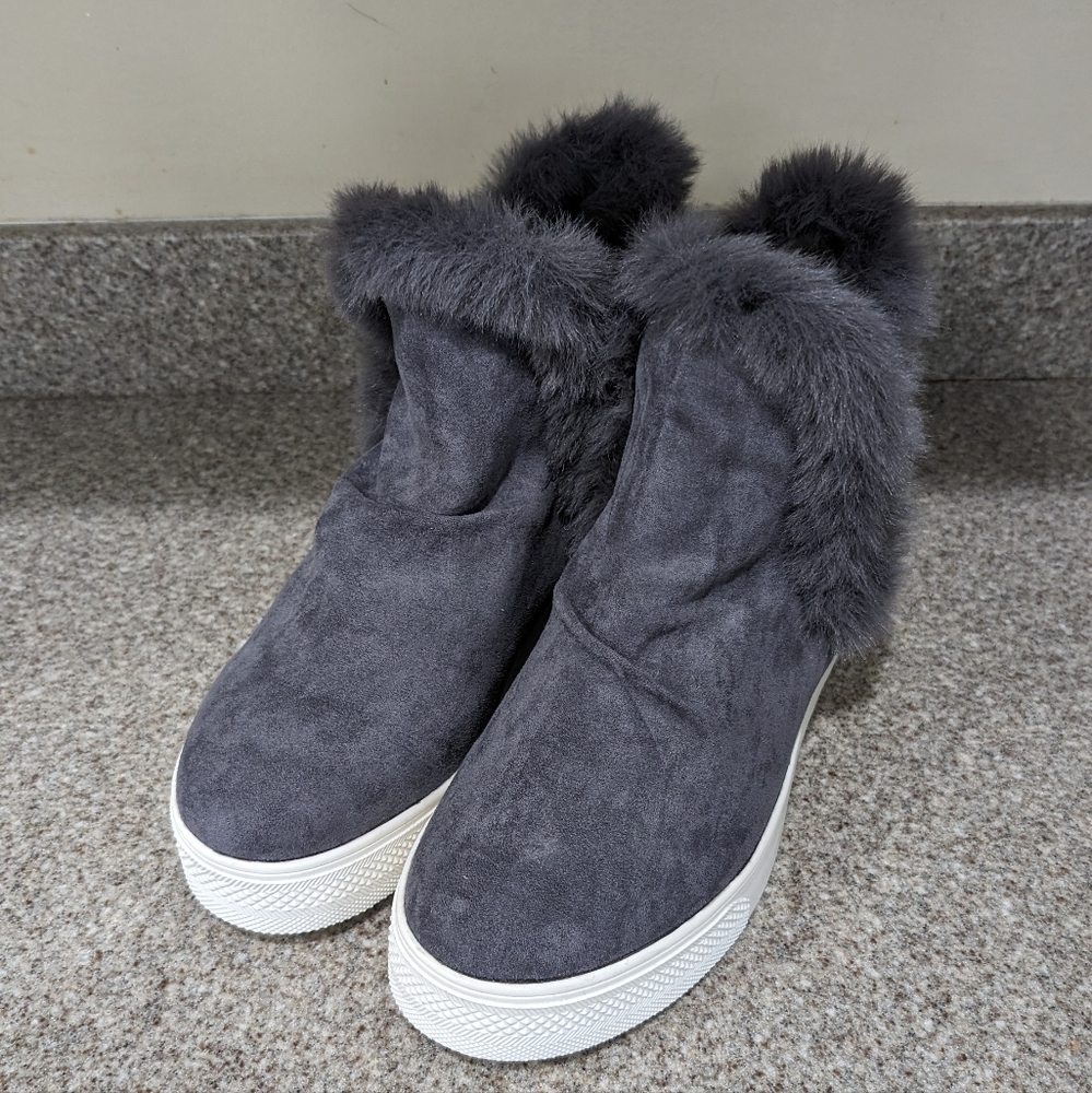 Very G Shantell Wedge Sneakers